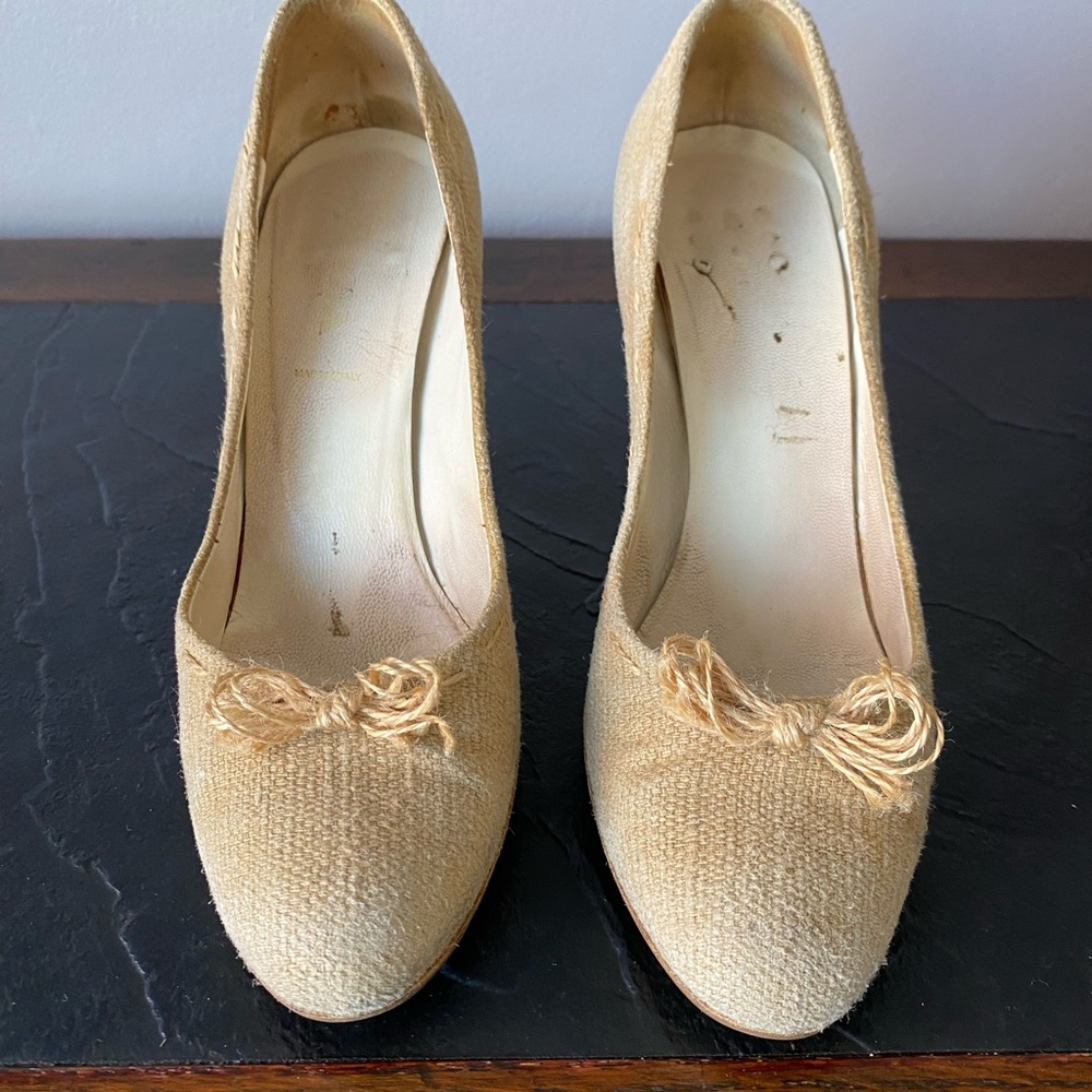 Prada heels, size 7. Neutral linen fabric, feels like soft burlap